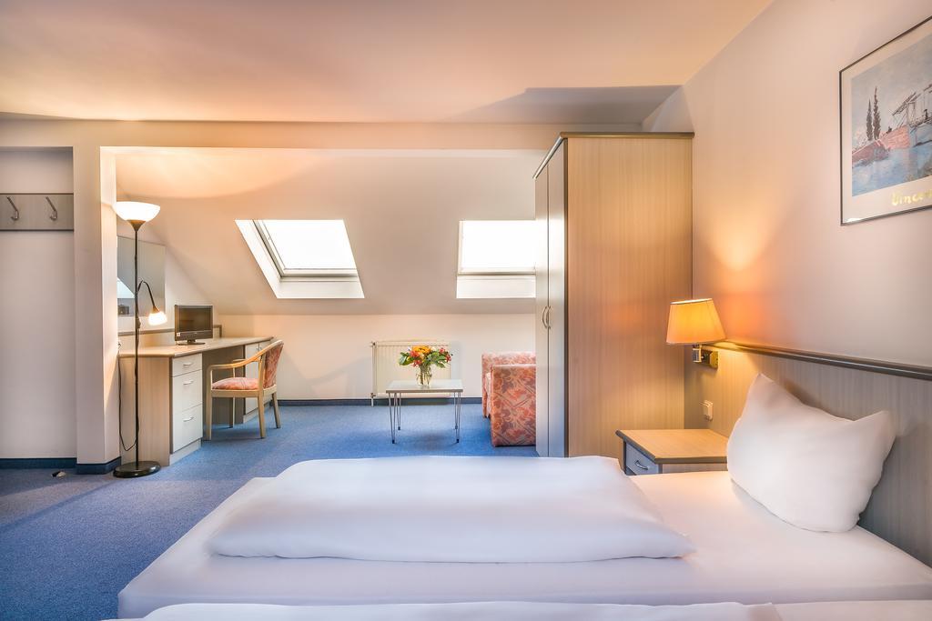 Hotel Am Bonhoefferplatz دريسدن المظهر الخارجي الصورة