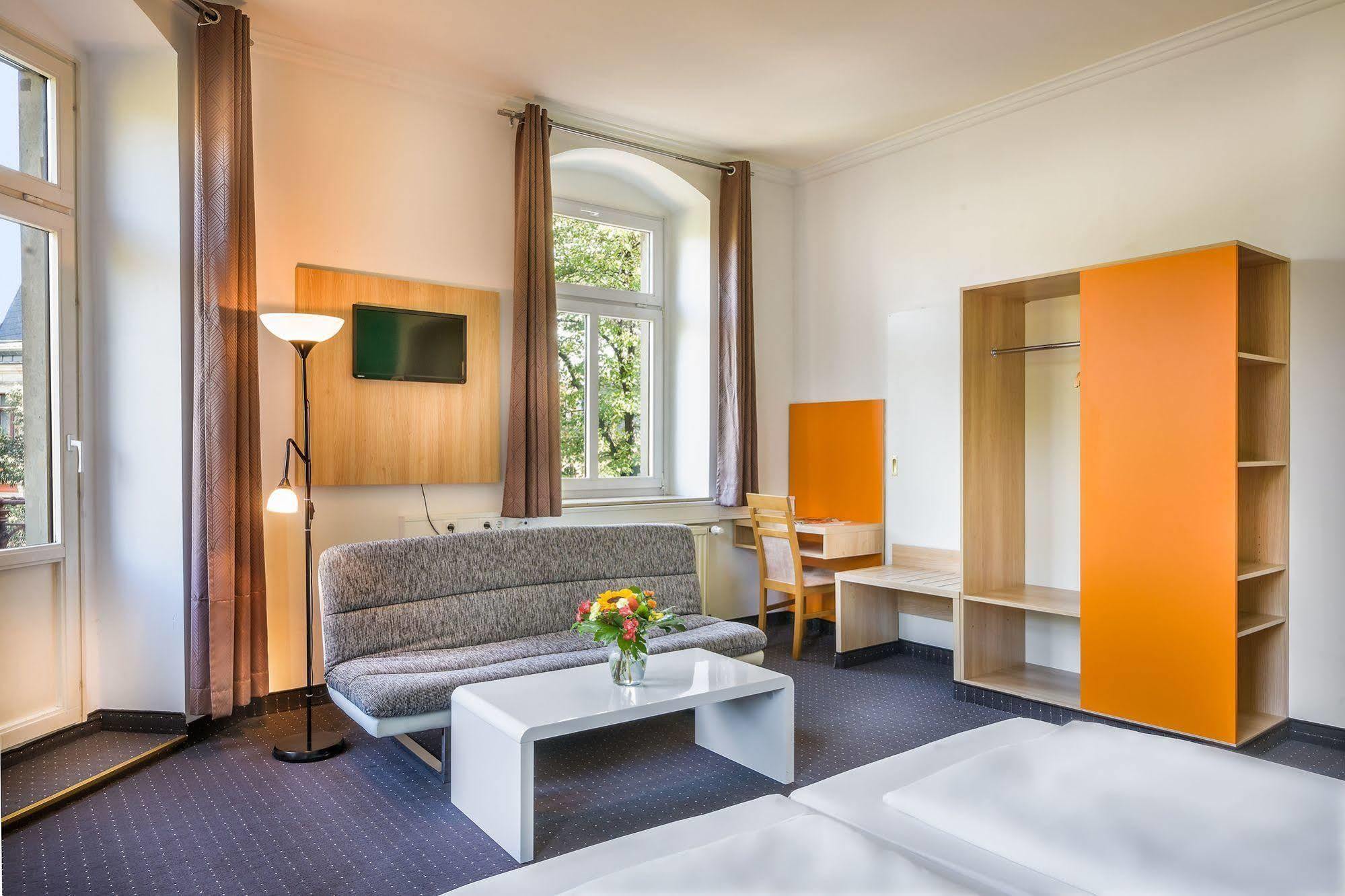 Hotel Am Bonhoefferplatz دريسدن المظهر الخارجي الصورة