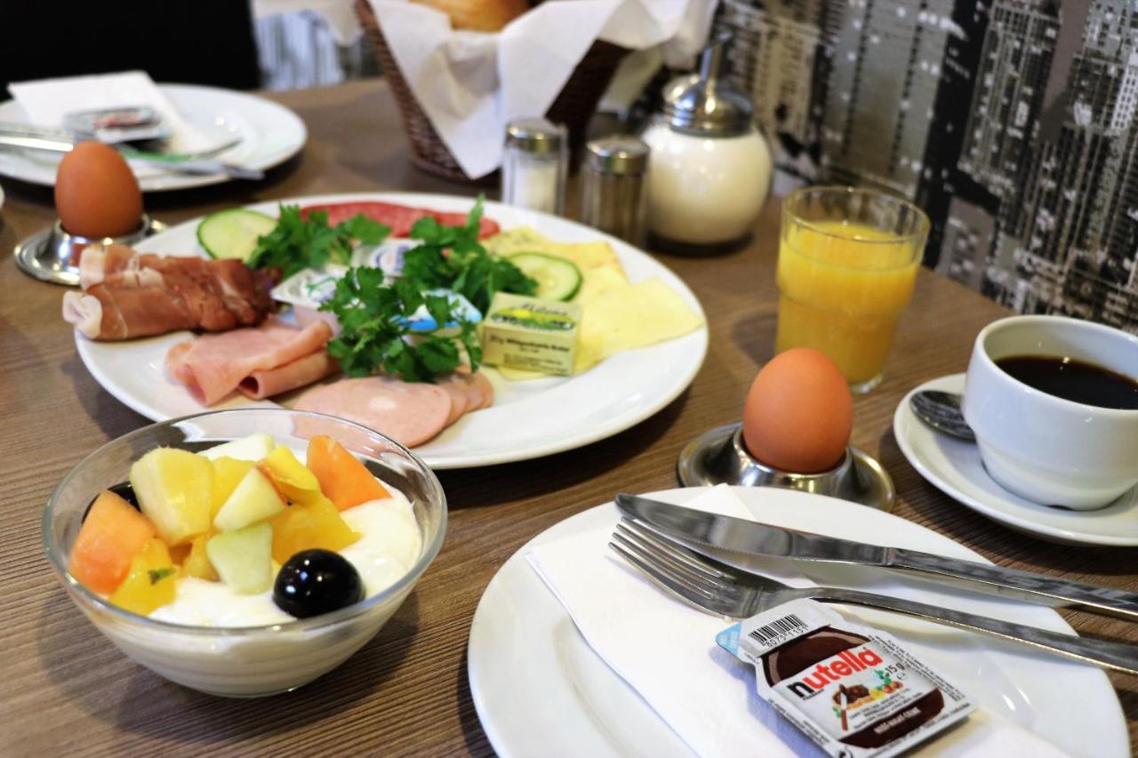 Hotel Am Bonhoefferplatz دريسدن المظهر الخارجي الصورة